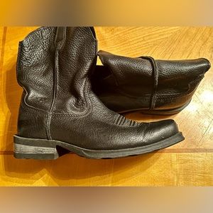 Ariat men’s boots